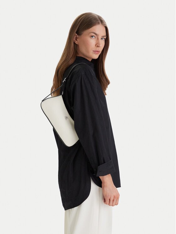 Calvin Klein Дамска чанта Ck Canvas Small Shoulder Bag LV04F3347G