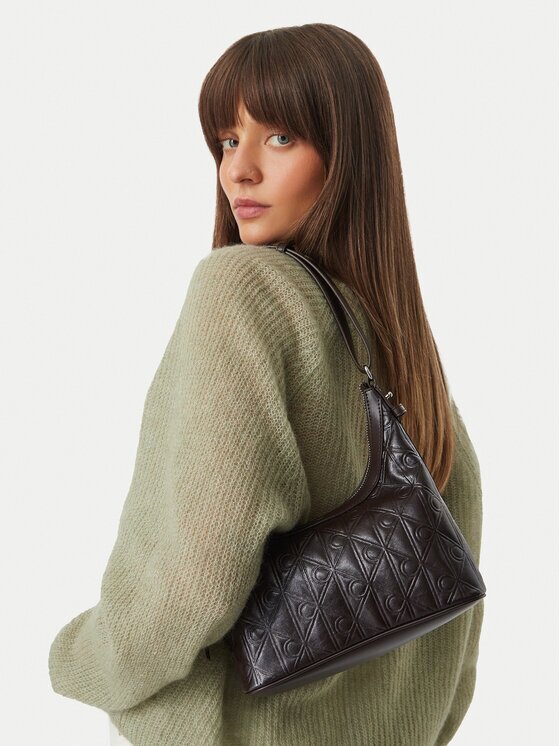 Calvin Klein Дамска чанта Emblem Aop Debossed Shoulder Bag LV04F3874G