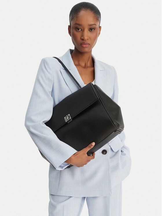 Calvin Klein Дамска чанта Emblem Hw Pebble Satchel LV04F3494G