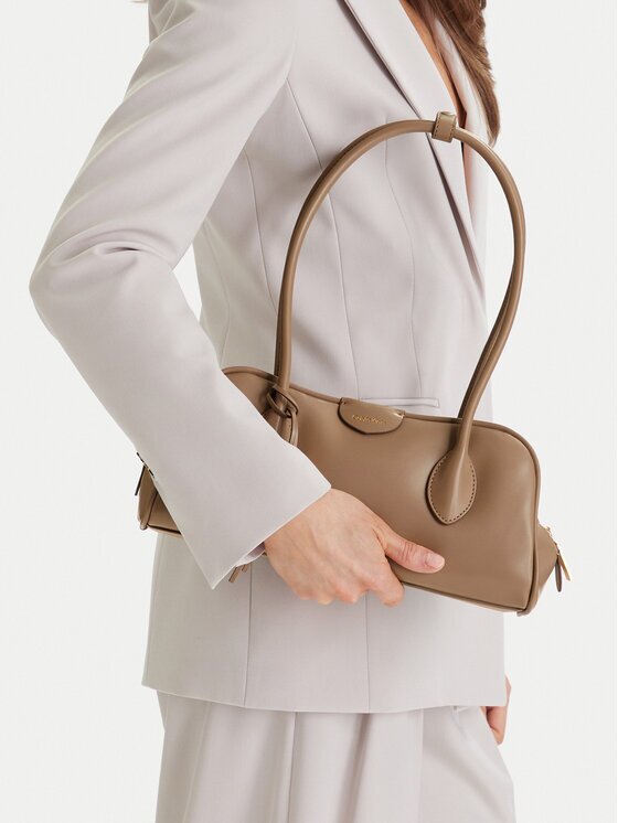 Calvin Klein Дамска чанта Emblem Trio Shoulder Bag LV04F3369G