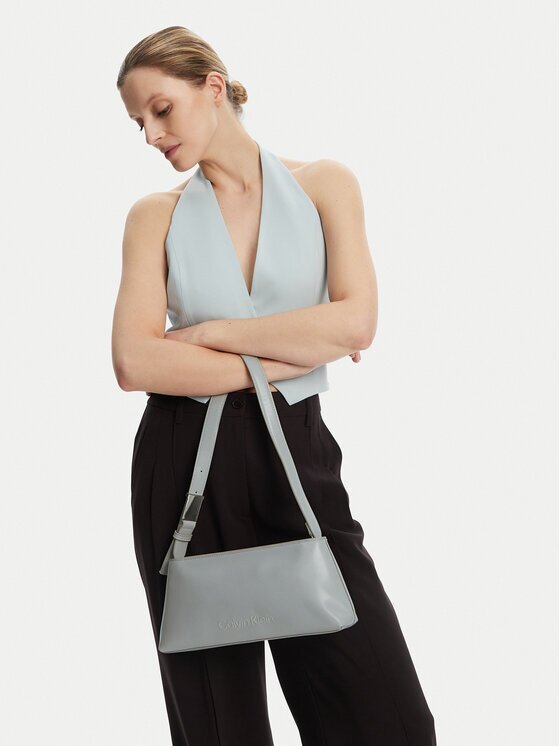 Calvin Klein Дамска чанта Embossed Logo K60K612550