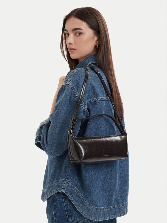 Calvin Klein Дамска чанта Foil Logo Glossy LV04F3738G