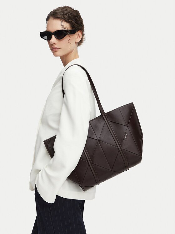 Calvin Klein Дамска чанта Woven Medium Carryall LV04F3548G