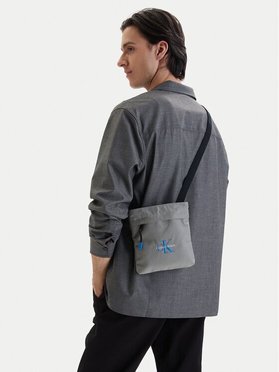 Calvin Klein Мъжка чантичка Bold Flatpack LV04D3178G
