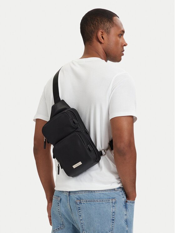 Calvin Klein Мъжка чантичка Clean Square LV04D3377G