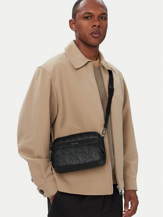Calvin Klein Мъжка чантичка Emblem Aop Deboss Camera Bag LV04D3563G