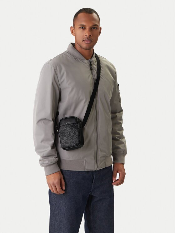 Calvin Klein Мъжка чантичка Emblem Aop Emboss Slim Reporter LV04D3228G