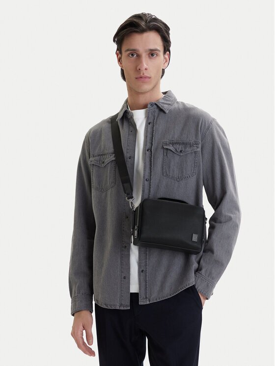 Calvin Klein Мъжка чантичка Emblem Hw Camera Bag LV04D3291G