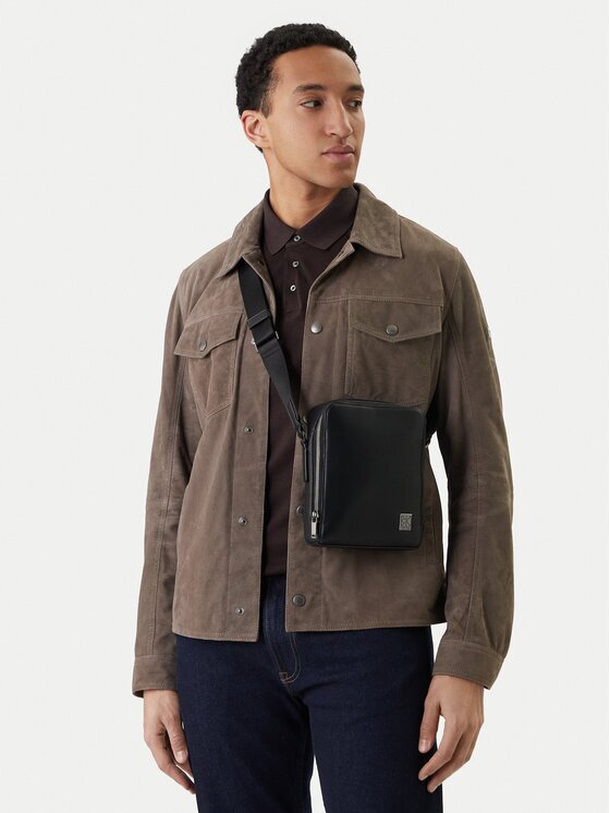 Calvin Klein Мъжка чантичка Emblem Hw Reporter LV04D3293G