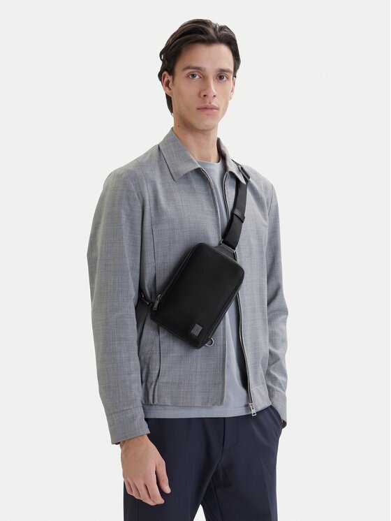 Calvin Klein Мъжка чантичка Emblem Hw Sling LV04D3292G