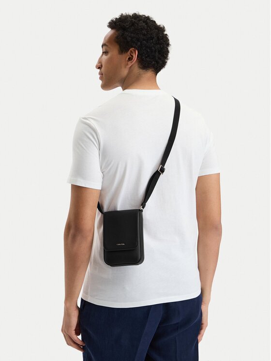 Calvin Klein Мъжка чантичка Raised Phone Crossbody LV04D1226G