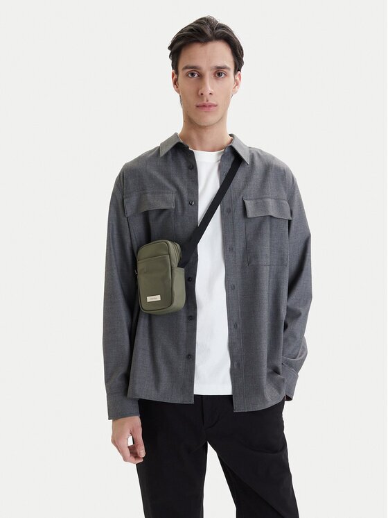Calvin Klein Мъжка чантичка Sleek Slim Reporter LV04D3233G
