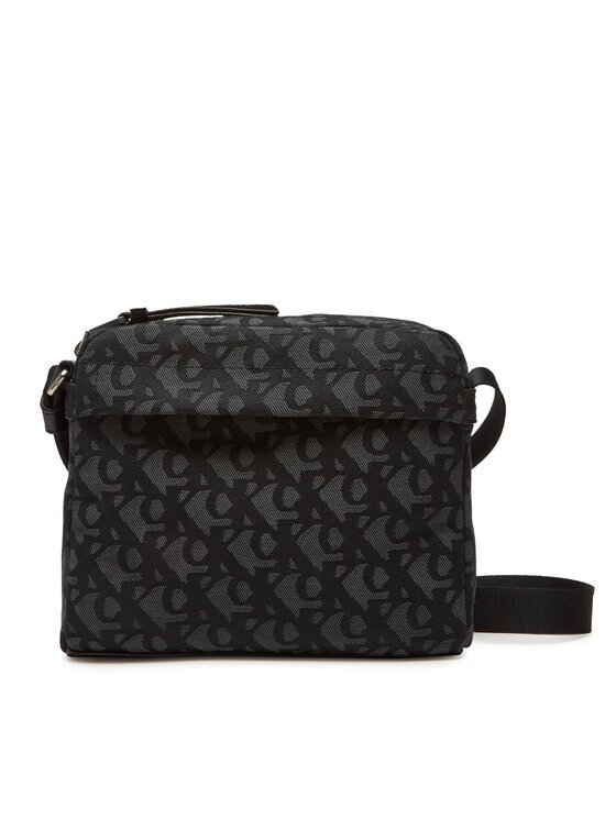 Calvin Klein Мъжка чантичка Slouched Monogram Mini Zip Fligh LV04G3175G