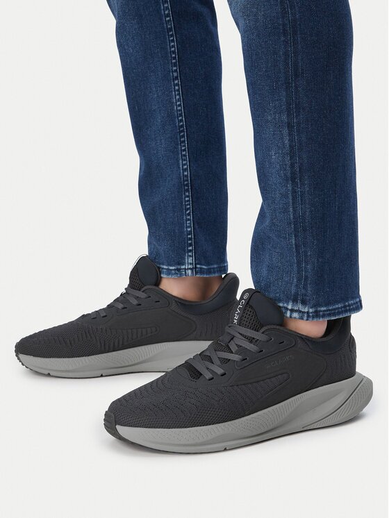 Clarks Сникърси Pace Move 26186613