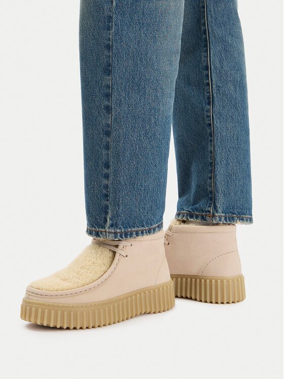 Clarks Зимни обувки Torhill Moss 26182916