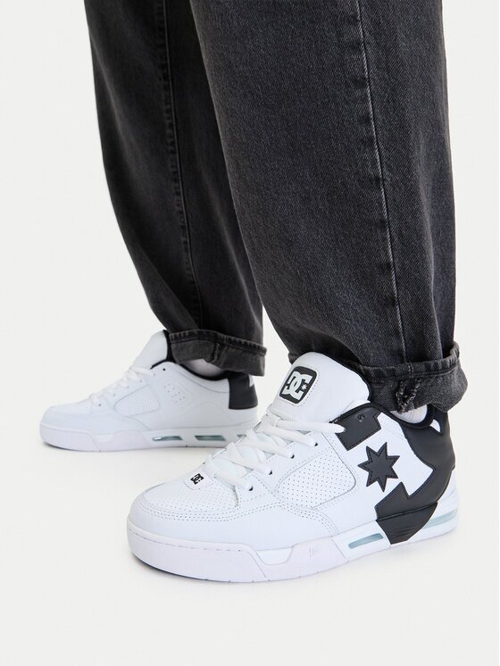 DC Shoes Сникърси EO-DC COMMAND DC02220102