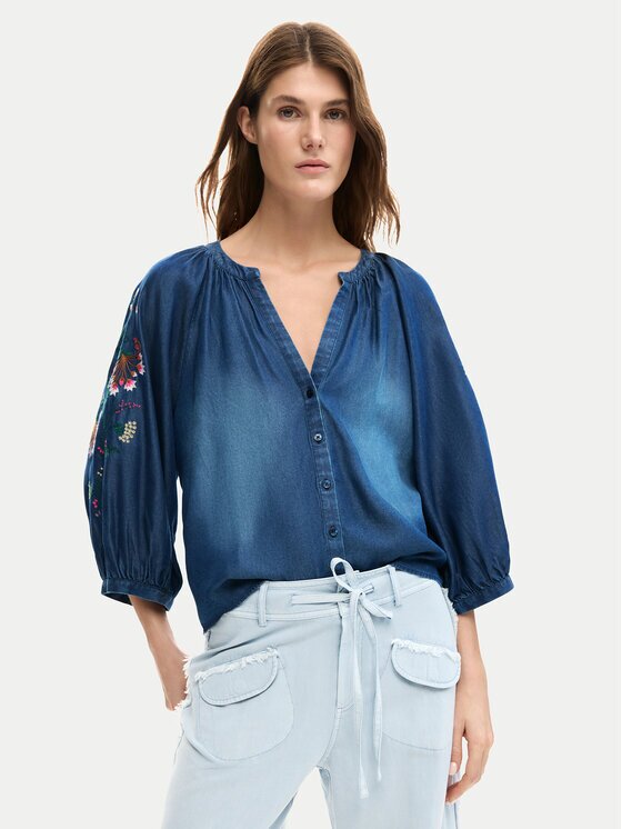 Desigual дънкова риза 26SWBW16 Relaxed Fit