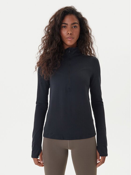 Girlfriend Collective Тениска от техническо трико Reset 3054 Slim Fit