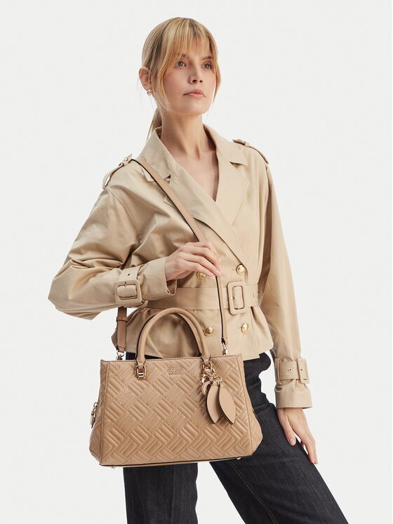Guess Дамска чанта Sally HWQG99 21060