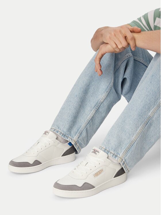 Guess Jeans Сникърси CWBEO-LUNARI-01 WE