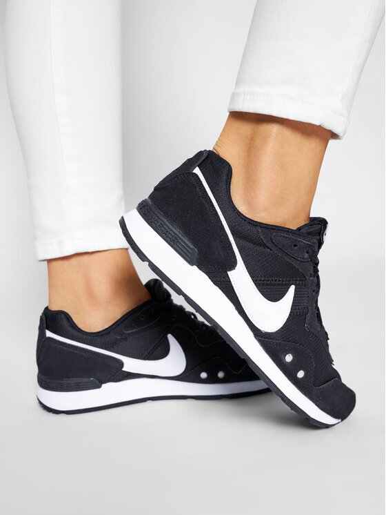 Nike Сникърси Venture Runner CK2948 001