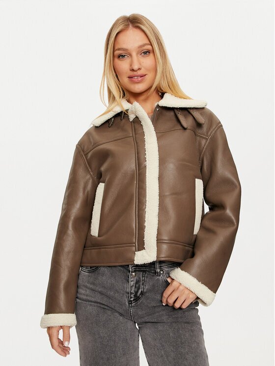 Pieces Яке от имитация на кожа Janelle 17141595 Regular Fit