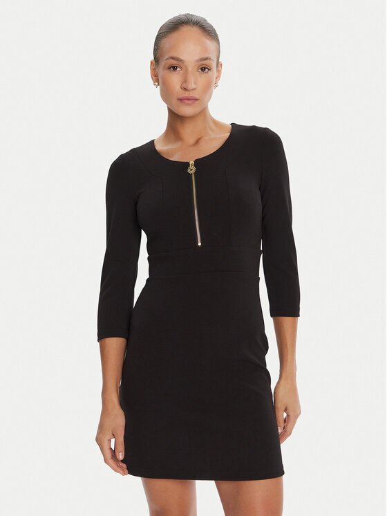 Rinascimento Коктейлна рокля CFC0125584003 Slim Fit