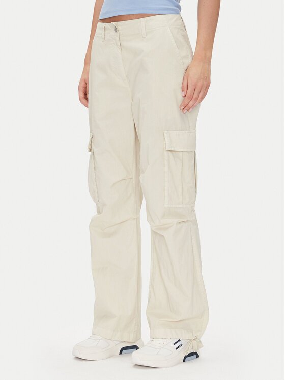 Tommy Jeans Текстилни панталони Tjw Cargo Relaxed Straight DW0DW20350 Relaxed Fit