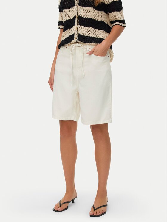 Vero Moda Дънкови шорти Villa 10326196 Loose Fit