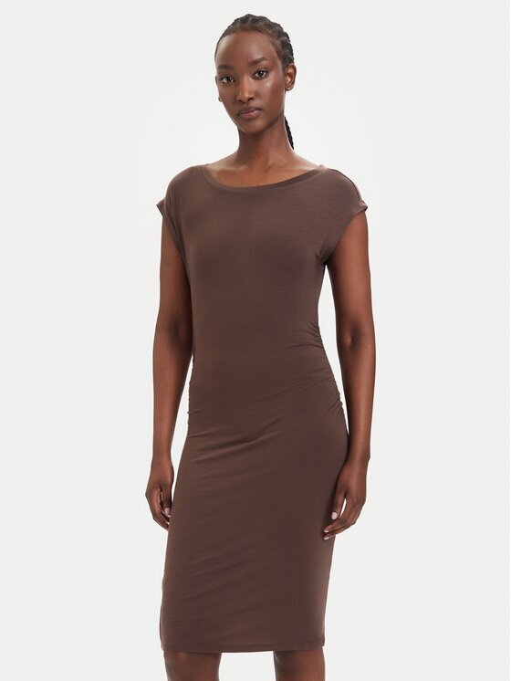 Vero Moda Коктейлна рокля Sarah 10346941 Slim Fit