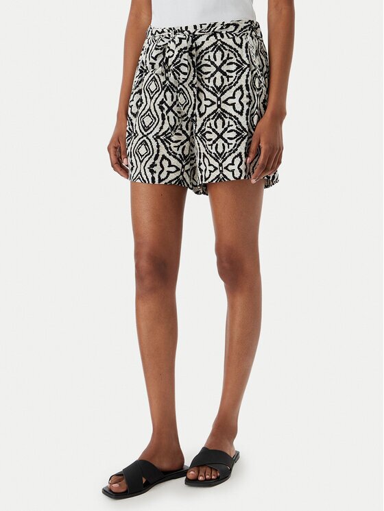 Vero Moda Шорти от плат Menny 10323630 Regular Fit