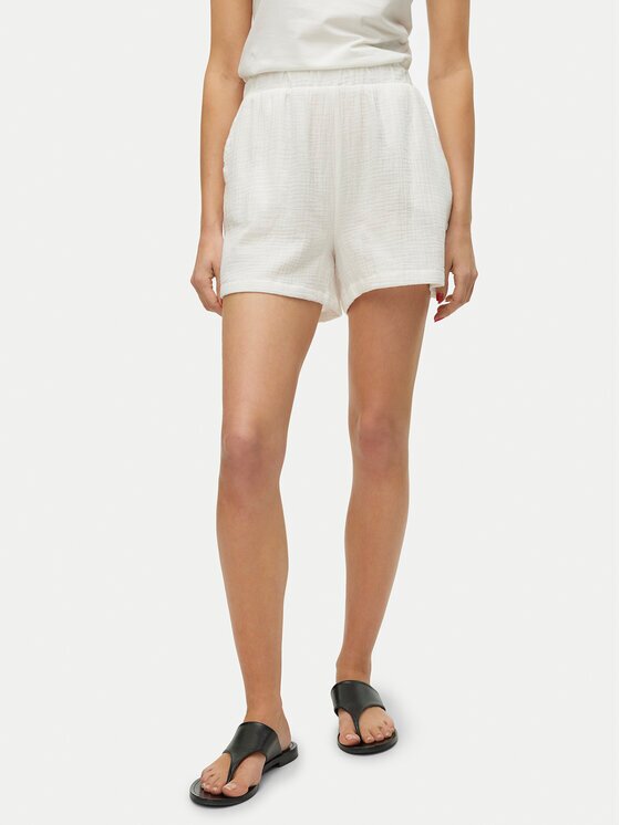 Vero Moda Шорти от плат Natali 10279687 Baggy Fit