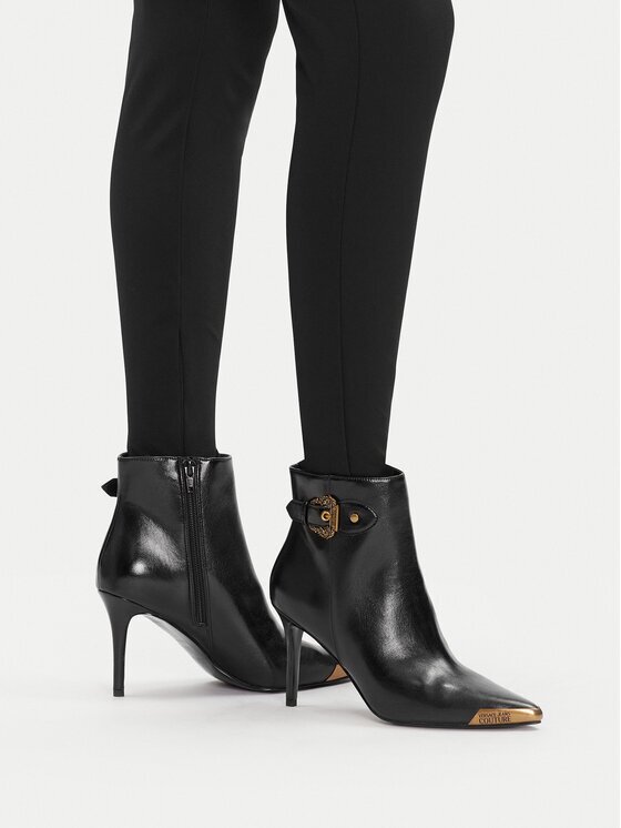 Versace Jeans Couture Боти 79VA3S57