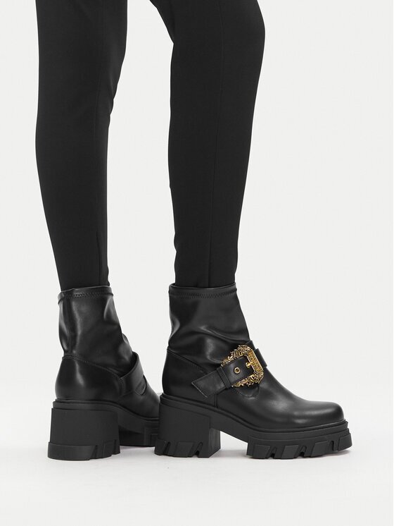 Versace Jeans Couture Боти 79VA3S80